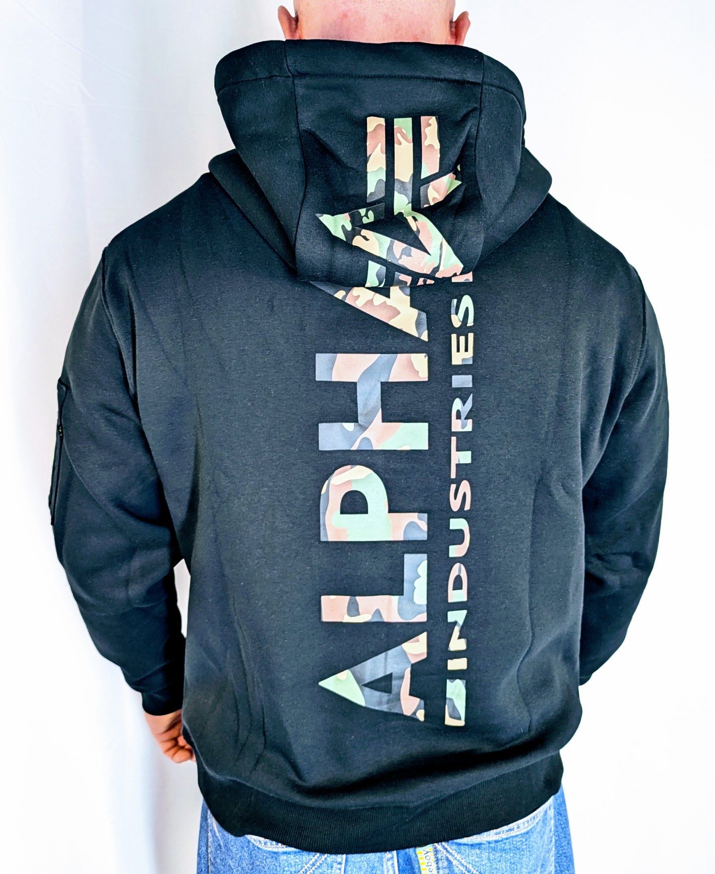 Alpha Industries Sweatshirt Kapu Back Print schwarz woodland camo Logo Basic 178318