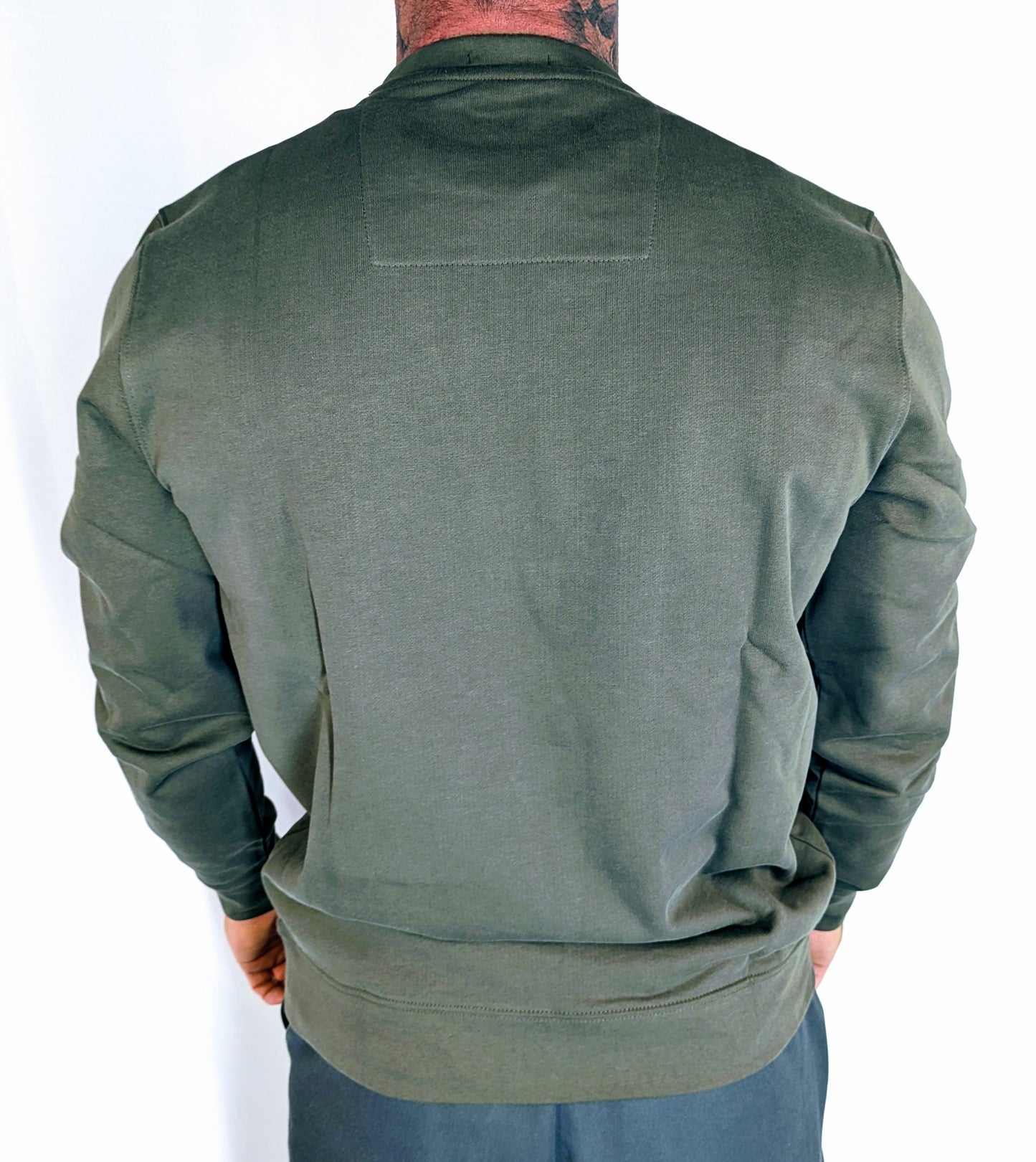 WEEKEND OFFENDER Ferrer Sweatshirt Pulli olive Herren